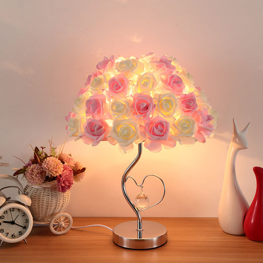 Lámpara de Escritorio Decorativa con Rosas - Luz LED 220V para Dormitorio y Día de Enamorados