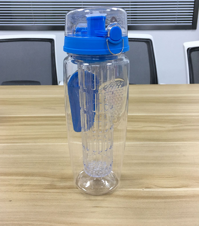 Botella Deportiva Tritan con Compartimento para Té de Frutas - Image 2