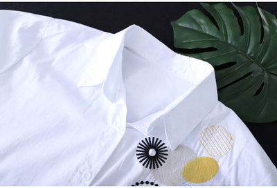 Camisa de Algodón Puro con Bordado Literario para Mujer - Diseño Coreano Holgado de Manga Larga - Image 13