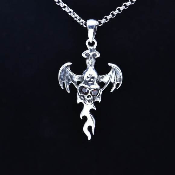 Dije Calavera con Alas de Demonio en Plata Esterlina 925 Personalizado