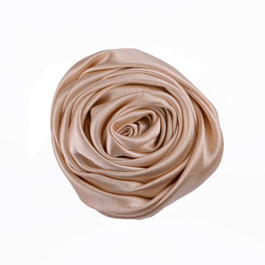 Broche Floral de Rosas 3D en Satén para Novia y Eventos Especiales - Image 30