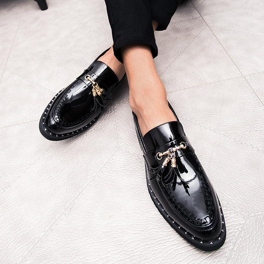 Zapatos de Cuero Casual con Punta Afilada - Diseño Moderno Liso - Image 2