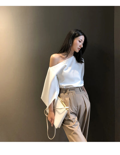 Blusa sin tirantes con hombros al descubierto - Image 10