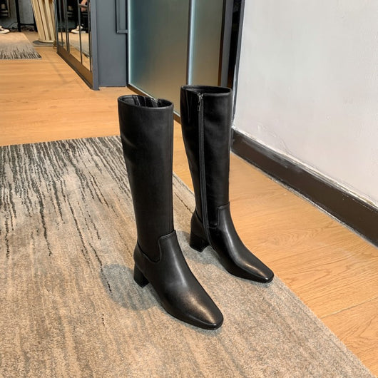 Botas de Tacón Cuadrado con Cierre Lateral en Cuero Genuino