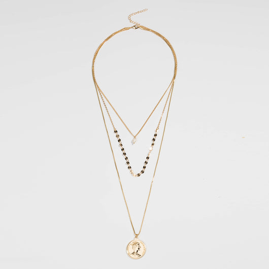 Collar Multicapa con Perla de Agua Dulce y Dije de Carácter - Image 10