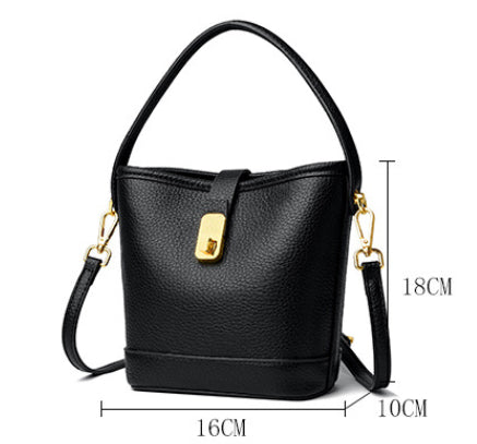 Bolso de Cuero Minimalista Bandolera Multicapa - Diseño Versátil y Elegante - Image 14