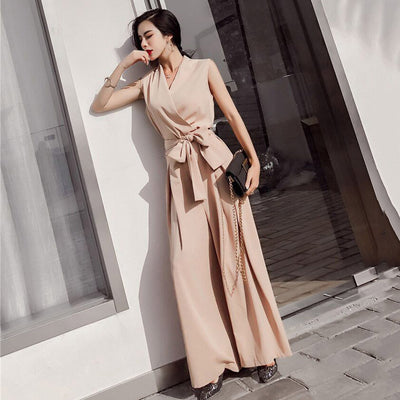 Jumpsuit Elegante con Escote en V y Moño - Image 9