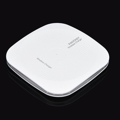 Cubo Cargador Inalámbrico Universal de Escritorio para Celulares - Image 2