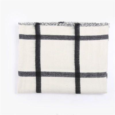 Bufanda Reversible Doble Cara en Falso Cashmere Blanco y Negro - Image 2