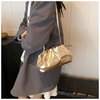 Bolso de Hombro Plateado con Textura Avanzada Estilo Dumpling - Image 12