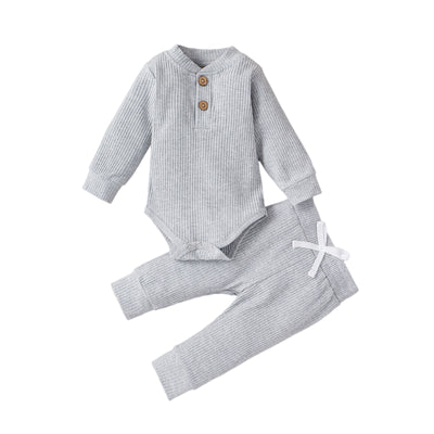Conjunto de Enterizo y Pantalón de Cuello Alto para Niños y Niñas - Image 9