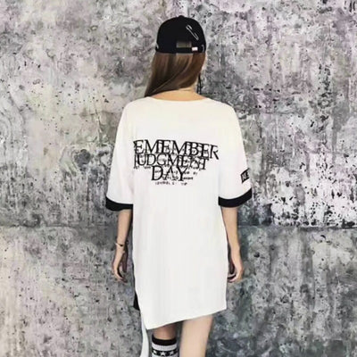 Camiseta de Pareja con Diseño Asimétrico y Estampado Reversible - Image 3