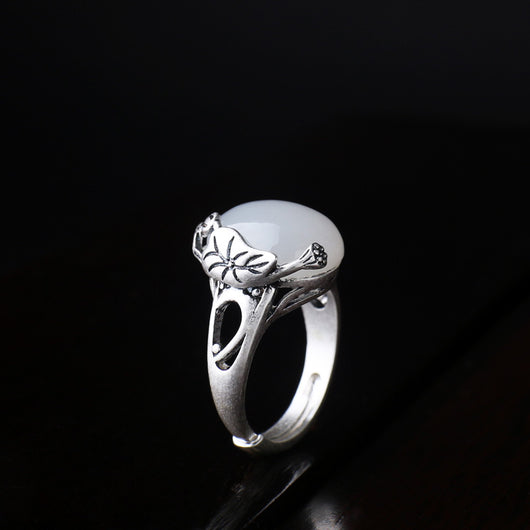 Anillo de Plata S990 con Jade Blanco Hetian Natural, Diseño Étnico Retro de Flor de Loto - Image 2