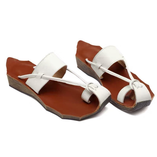 Sandalias y Pantuflas Literarias de Cuero Artesanal Talla Grande - Image 4