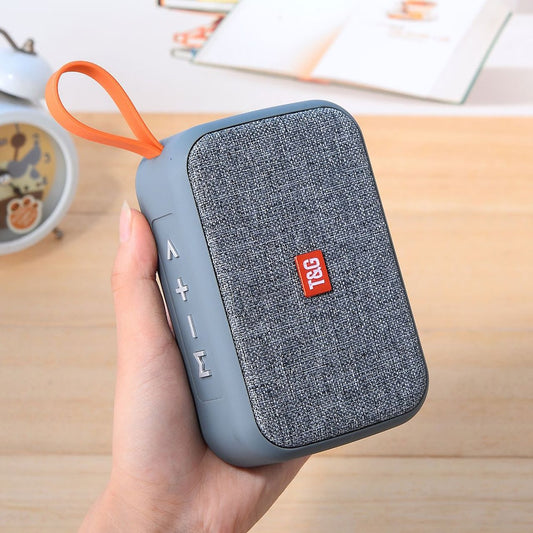 Parlante Portátil Bluetooth con Radio FM y Micrófono para Llamadas