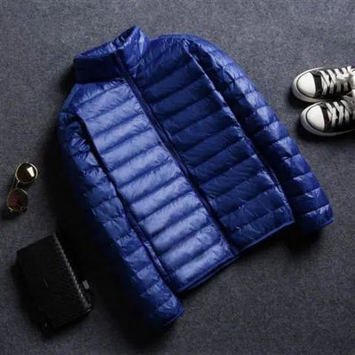 Chaqueta Acolchada Ultraligera con Capucha y Cuello Parado para Hombre - Image 11