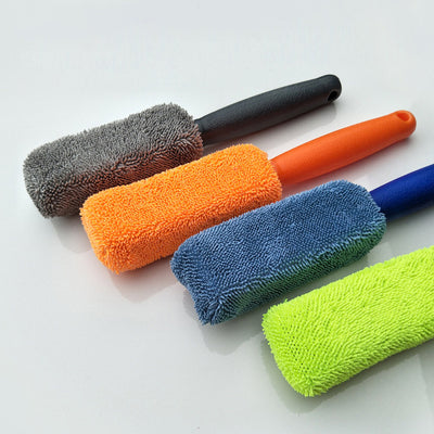 Cepillo para llantas con mango largo de microfibra - Image 12