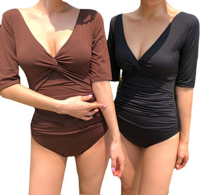 Traje de Baño Reductor con Espalda Cruzada y Abertura - Image 5