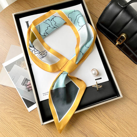 Pañuelo Decorativo con Pintura al Óleo Artística - Image 25