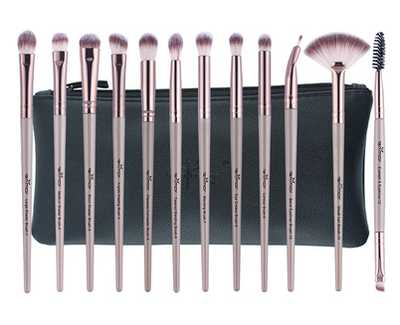 Set de 12 Brochas de Maquillaje Profesional - Sombras, Iluminador y Cejas - Image 4