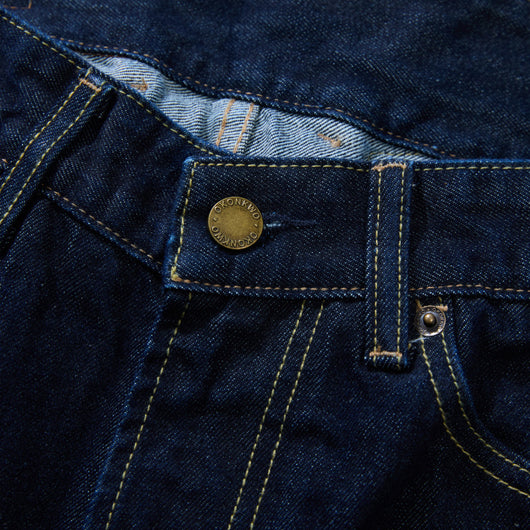 Jeans Rectos Rojo Intenso de Corte Clásico - Image 19