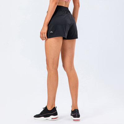 Shorts Deportivos Sueltos y Cómodos en Tono Nude - Image 2
