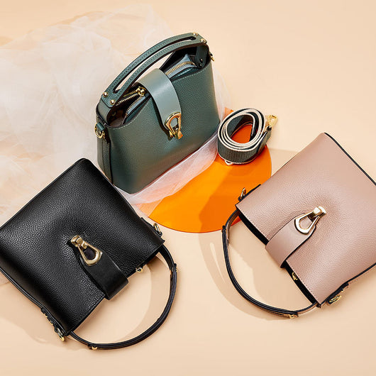 Bolso Mensajero de Cuero Premium para Mujer - Elegancia Minimalista - Image 7