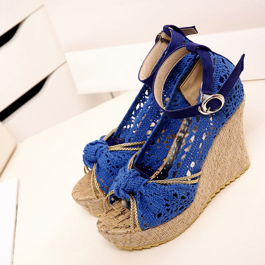 Sandalias de cuña con encaje elegante - Image 2
