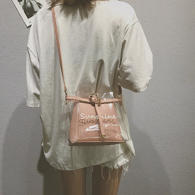 Bolsa Transparente con Estampado de Letras y Diseño Materno - Image 2