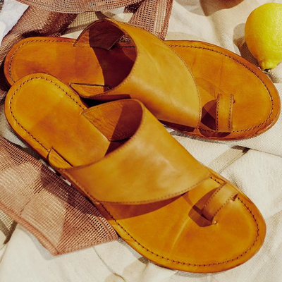 Pantufla con Recortes Laterales - Image 5