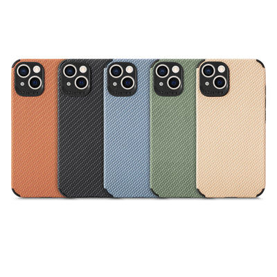 Funda para Celular de Color Sólido con Patrón de Fibra de Carbono - Image 3