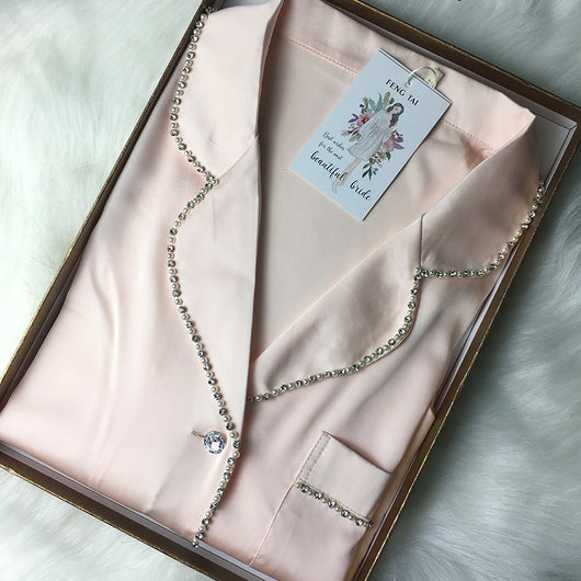 Pijama Dos Piezas de Satén Perlado con Diamantes y Strass para Mujer - Image 6