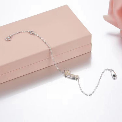 Pulsera Dorada Elegante para Mujer - Joyería de Lujo Minimalista - Image 4