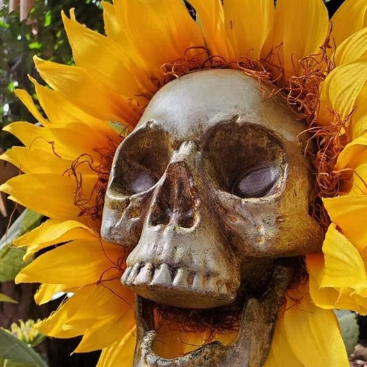 Decoración de Halloween Girasol Calavera - Flor Artificial para Jardín y Hogar - Image 23