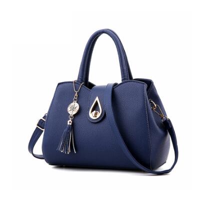 Bolso de Cuero PU para Mujer con Borlas - Elegante y Versátil - Image 3