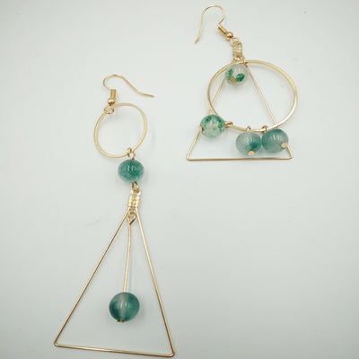 Aretes Asimétricos Triángulo Círculo Bola - Diseño Creativo y Moderno - Image 2