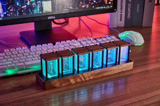 Reloj Despertador Nixie Tube Analógico con Temporizador en Madera de Nogal - Image 4