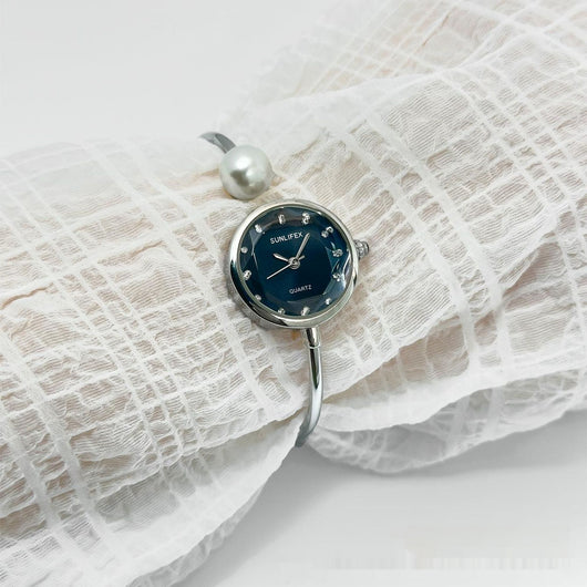 Reloj Pulsera de Perlas para Mujer - Diseño Elegante y Minimalista - Image 10