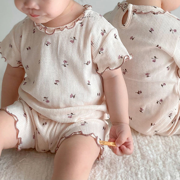 Conjunto de Dos Piezas Floral para Bebé en Algodón Suave