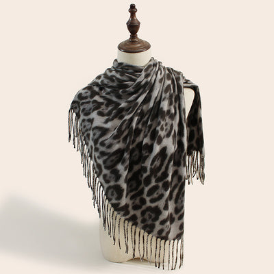 Bufanda Estampado Leopardo para Mujer - Chal Suave Tipo Cachemira - Image 5
