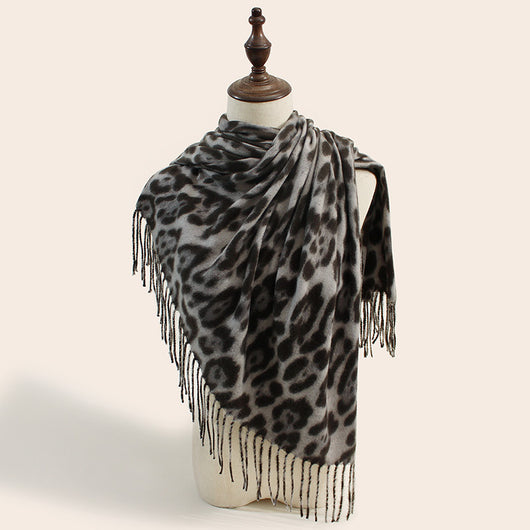 Bufanda Estampado Leopardo para Mujer - Chal Suave Tipo Cachemira - Image 5