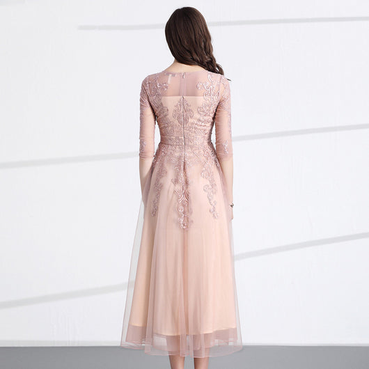 Vestido Slim Fit con Malla y Bordado Elegante para Mujer - Image 8