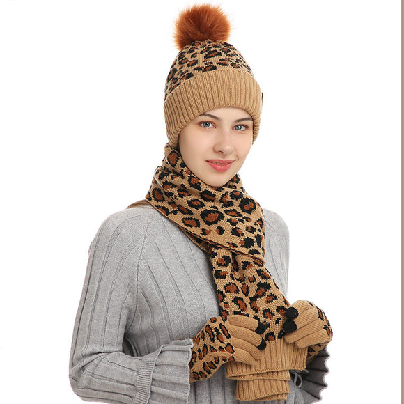 Conjunto de Abrigo: Gorro, Bufanda y Guantes de Lana Tejida