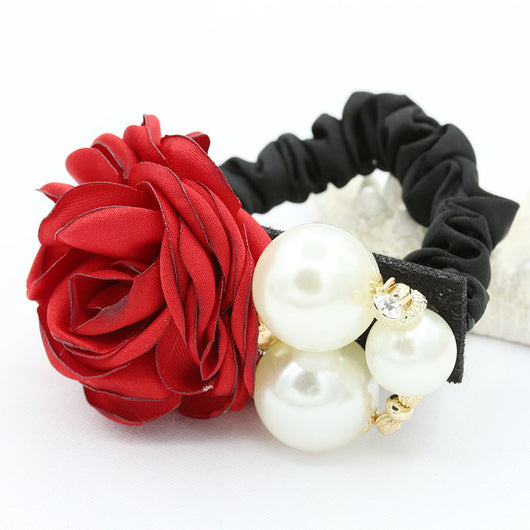 Cinta para el Cabello con Perla, Rosa y Camelia - Accesorio de Moda - Image 4