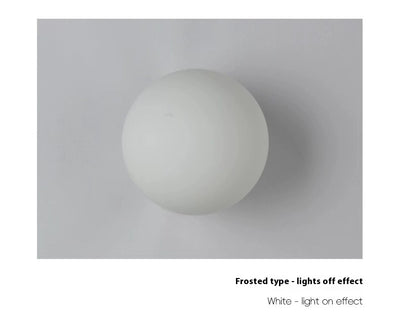Lámpara de Pared Minimalista de Diseño en Vidrio Esférico - Image 12