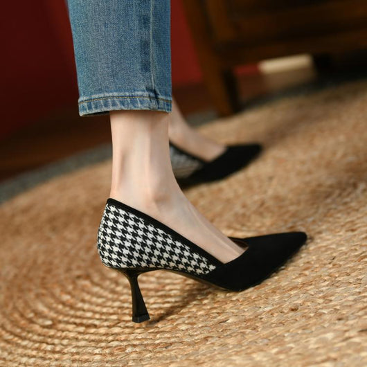 Zapato Francés de Tacón Bajo y Punta Cerrada - Image 5