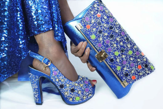 Tacones Dorados Peep Toe con Bolso de Fiesta - Image 12