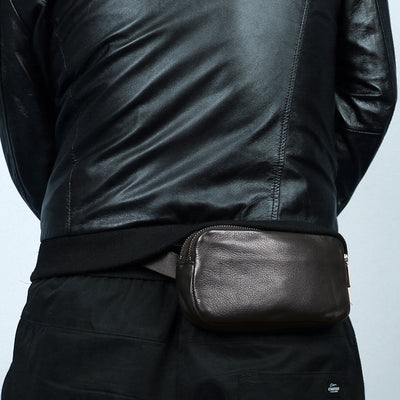Bolsa de Cintura en Cuero Genuino con Acabado Premium