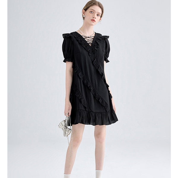 Vestido Negro Elegante con Lazos y Volantes