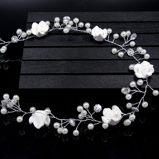 Cadena de Flores para el Cabello de Novia - Perlas Blancas Hecha a Mano - Image 4